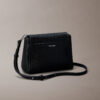 Calvin Klein Collection 立體方盒斜背包